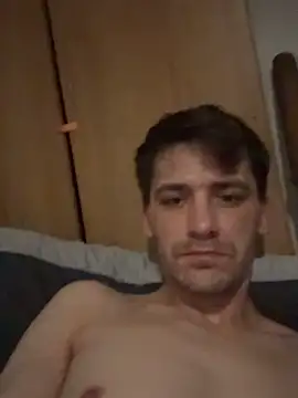 Snapshot of UnitedMap1 chatting on 10-25-25, 11:32 UnitedMap1 online show from 10-25-25, 11:32