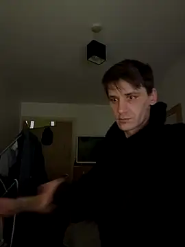 Snapshot of UnitedMap1 chatting on 11-17-25, 08:14 UnitedMap1 online show from 11-17-25, 08:14