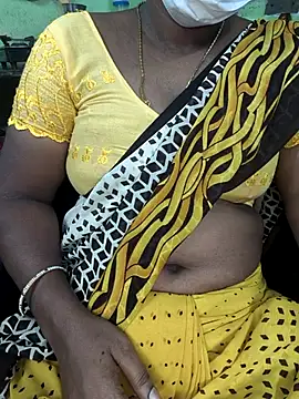 Snapshot of Tamilselviroja- chatting on 10-23-25, 04:17 Tamilselviroja- online show from 10-23-25, 04:17