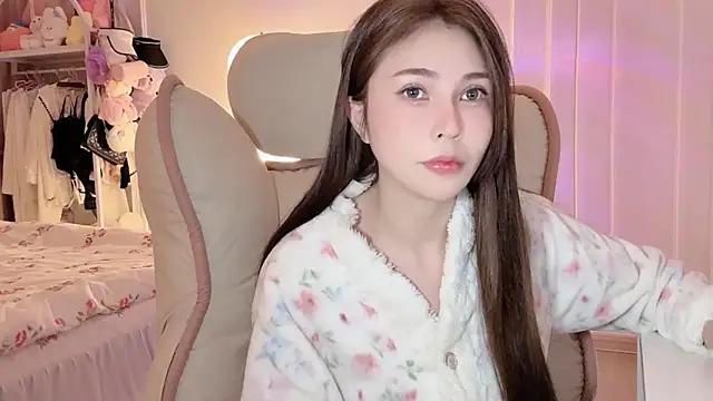 Snapshot of Titi-175 chatting on 03-07-26, 09:50 Titi-175 online show from 03-07-26, 09:50