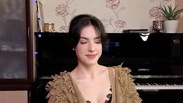 di moon online show from 10-05-25, 02:15