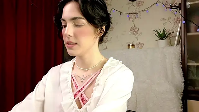 di moon online show from 10-20-25, 03:01