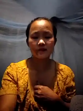 Snapshot of Alice_wo chatting on 10-05-25, 03:43 Alice wo online show from 10-05-25, 03:43