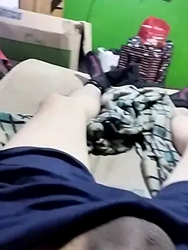 Snapshot of pipe2657 chatting on 12-17-25, 11:38 pipe2657 online show from 12-17-25, 11:38