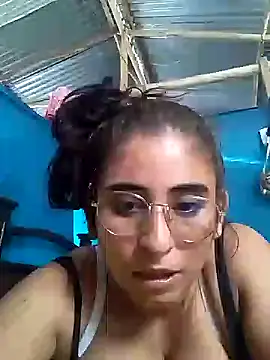 Snapshot of Brenda123- chatting on 09-30-25, 03:39 Brenda123- online show from 09-30-25, 03:39