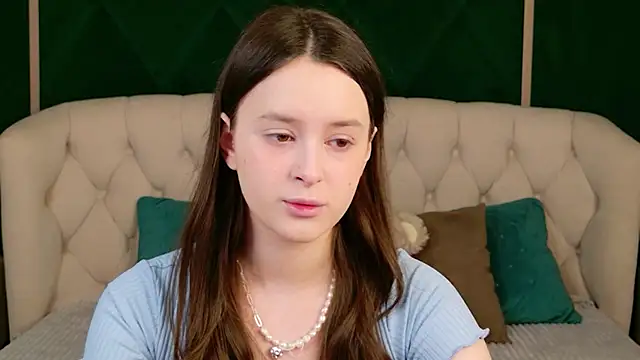 EvaSwen online show from 04-27-26, 06:33