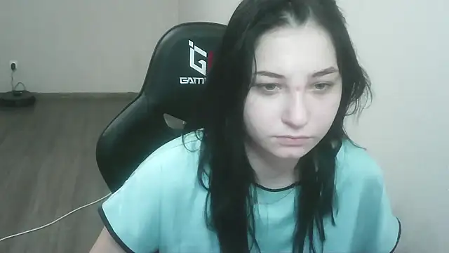 meow woem online show from 10-31-25, 01:01