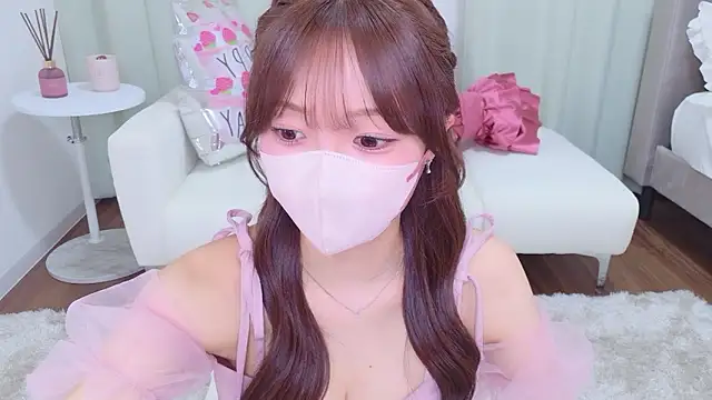 Seira  nn online show from 03-29-26, 01:11