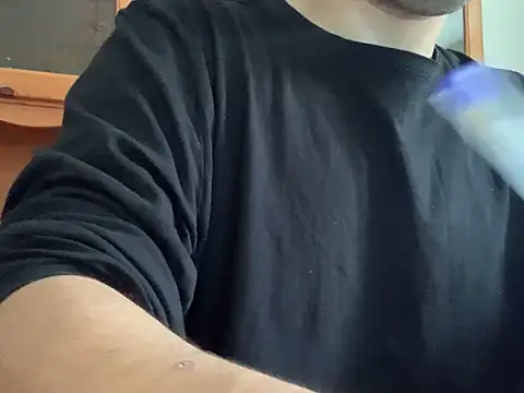 Snapshot of cazzo18cm3 chatting on 10-02-25, 12:34 cazzo18cm3 online show from 10-02-25, 12:34