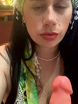 Amarteverdaderamente online show from 10-23-25, 02:00