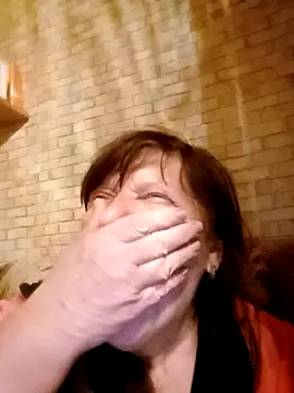 Apeesynka55211 online show from 10-08-25, 07:11