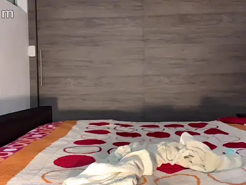 strongManLatino online show from 04-24-26, 06:05