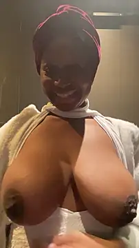 tia   fox online show from 02-02-26, 07:34