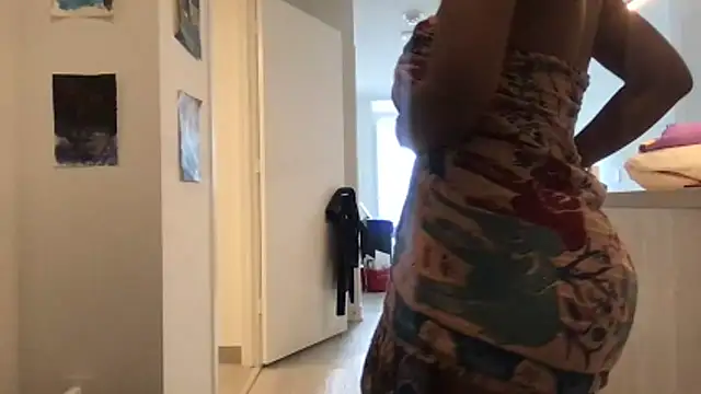 tia   fox online show from 02-19-26, 06:48