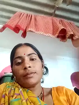 Snapshot of Maya_Rajput5 chatting on 10-11-25, 05:17 Maya Rajput5 online show from 10-11-25, 05:17