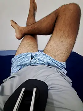 Snapshot of rojo_guerrero chatting on 05-18-26, 04:29 rojo guerrero online show from 05-18-26, 04:29