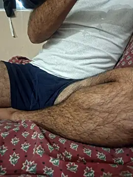 Snapshot of rojo_guerrero chatting on 06-07-26, 07:45 rojo guerrero online show from 06-07-26, 07:45
