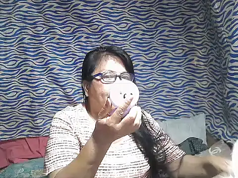 Snapshot of joy_cute chatting on 10-19-25, 12:55 joy cute online show from 10-19-25, 12:55