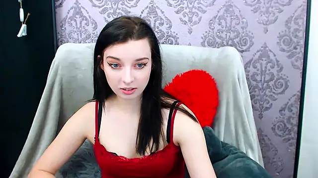 Snapshot of DominantLuna chatting on 02-05-26, 08:46 DominantLuna online show from 02-05-26, 08:46