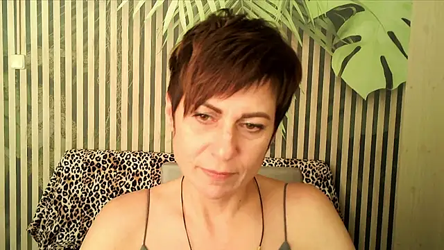 Snapshot of Ashley_Brookss chatting on 10-01-25, 01:28 Ashley Brookss online show from 10-01-25, 01:28