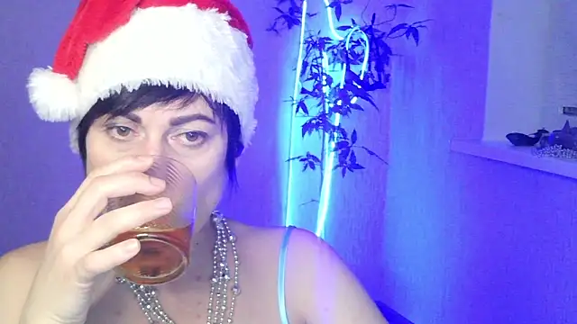 Ashley Brookss online show from 12-19-25, 07:21