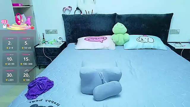 Snapshot of tiantian-520 chatting on 10-17-25, 07:00 tiantian-520 online show from 10-17-25, 07:00