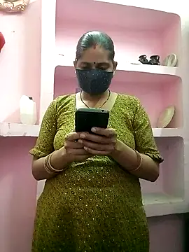 Snapshot of Rasili_bhabhi10 chatting on 10-01-25, 03:45 Rasili bhabhi10 online show from 10-01-25, 03:45