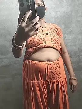 Snapshot of Rasili_bhabhi10 chatting on 10-01-25, 04:13 Rasili bhabhi10 online show from 10-01-25, 04:13