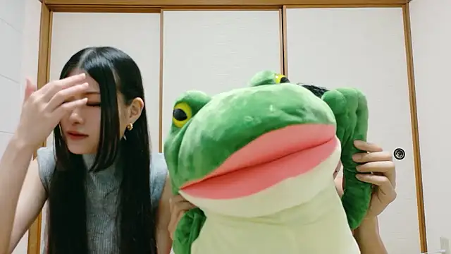 Snapshot of Tapi_rin chatting on 11-01-25, 09:55 Tapi rin online show from 11-01-25, 09:55