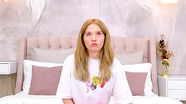 MelissaLiss online show from 10-15-25, 03:01