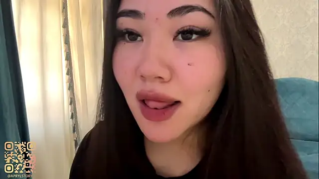 Snapshot of AYPRILPURE chatting on 10-30-25, 04:25 AYPRILPURE online show from 10-30-25, 04:25