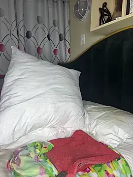 CynnxxxBarb online show from 12-19-25, 02:40