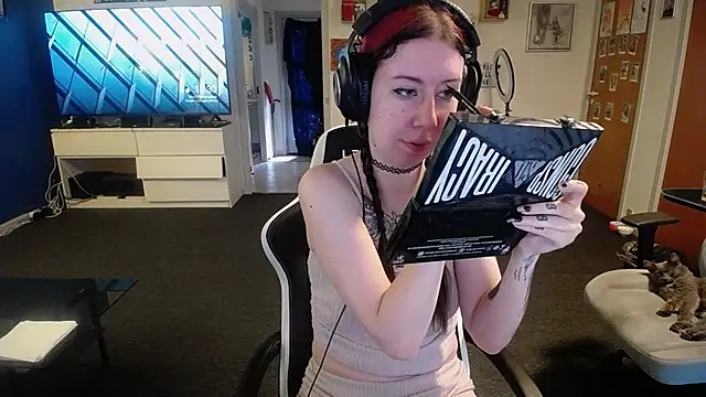 TattooedGirls online show from 10-01-25, 08:31