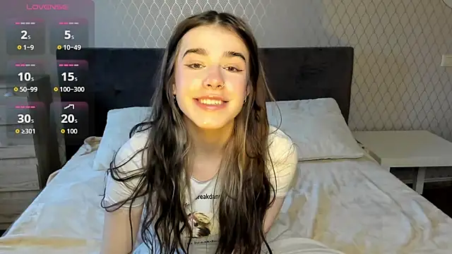 ShellyMoon  online show from 09-29-25, 01:16