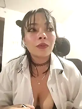 Snapshot of Valentina_Squirt- chatting on 10-09-25, 10:02 Valentina Squirt- online show from 10-09-25, 10:02