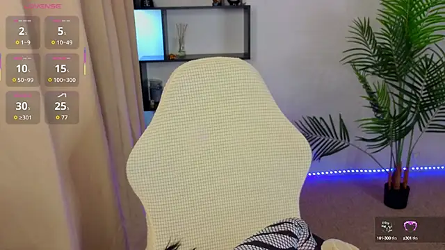 Snapshot of Raven_Ink chatting on 10-04-25, 08:34 Raven Ink online show from 10-04-25, 08:34