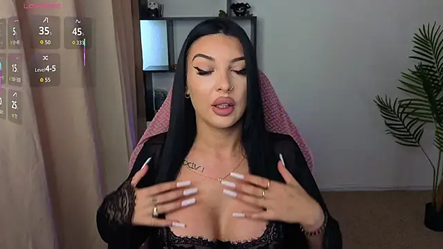 Snapshot of Raven_Ink chatting on 10-20-25, 10:05 Raven Ink online show from 10-20-25, 10:05