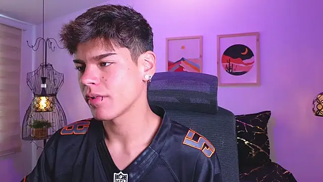 kevienmiet online show from 09-29-25, 02:00