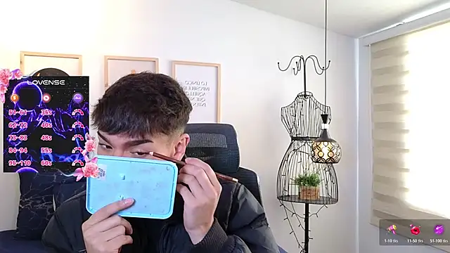 kevienmiet online show from 10-23-25, 11:53