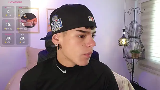 kevienmiet online show from 10-27-25, 11:47