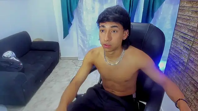 Austin Booy online show from 10-03-25, 03:47