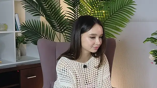 MaricaKerst online show from 10-16-25, 01:23