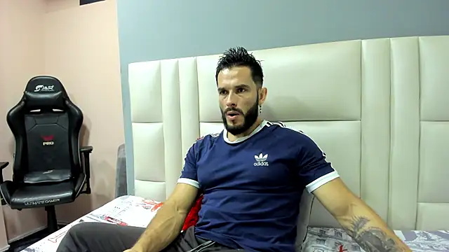 Snapshot of rambo_21_ chatting on 10-02-25, 11:50 rambo 21  online show from 10-02-25, 11:50