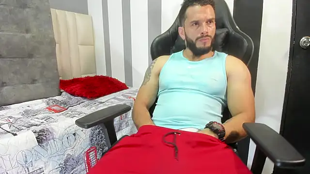 Snapshot of rambo_21_ chatting on 10-23-25, 11:31 rambo 21  online show from 10-23-25, 11:31