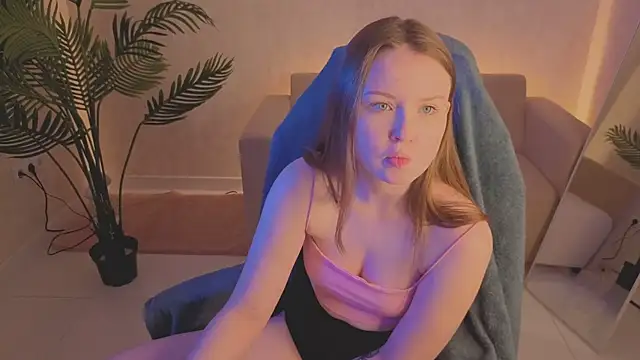 SirenaBlessing online show from 12-04-25, 05:21