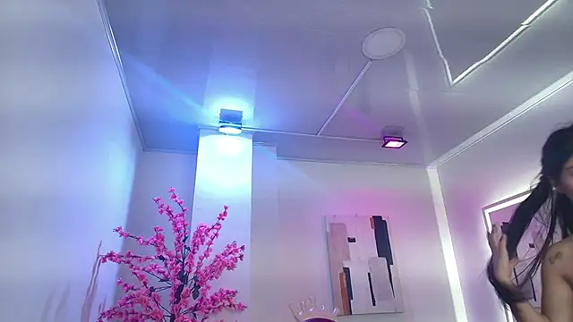 Gabriela milani online show from 11-18-25, 11:25