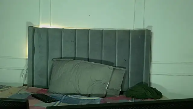 luxuryheaven 8 online show from 03-12-26, 08:48