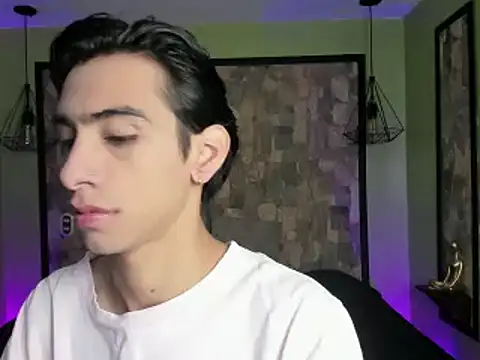 Snapshot of uyukie chatting on 10-02-25, 12:34 uyukie online show from 10-02-25, 12:34