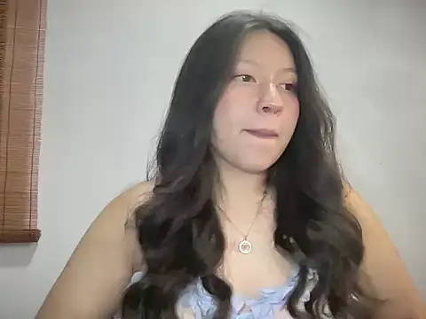 Rachel James   online show from 11-14-25, 11:24