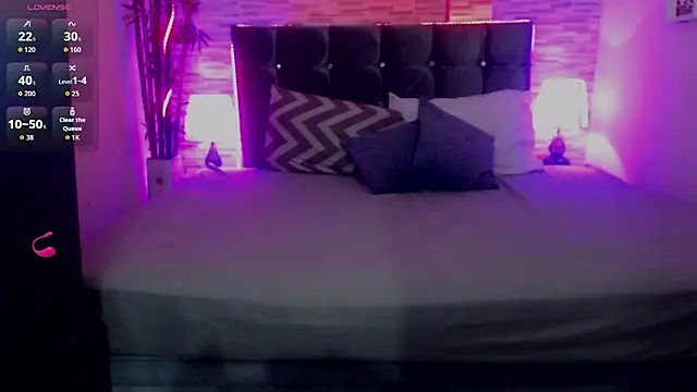 Snapshot of Michellx_hot2 chatting on 02-01-26, 01:48 Michellx hot2 online show from 02-01-26, 01:48